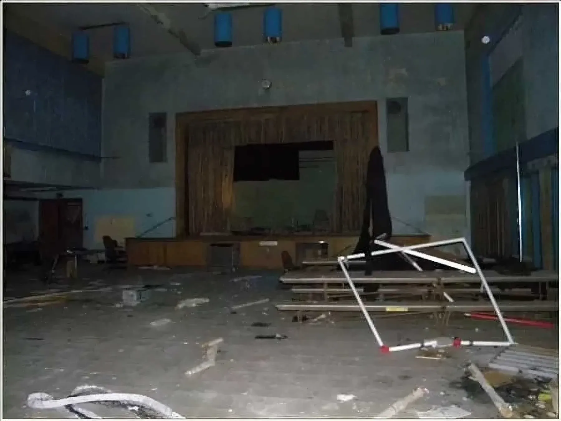 2012 real estate listing photo showing the Columbus School gymnasium