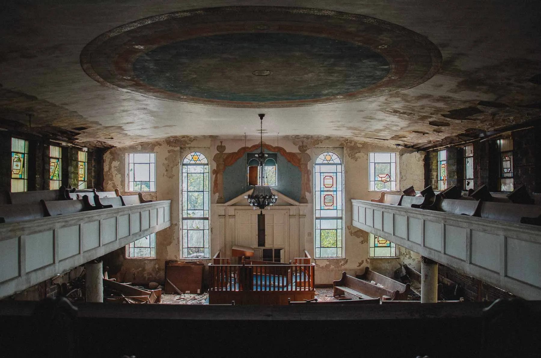 Sanctuary of Congregation B'Nai Israel with pews facing the bimah
