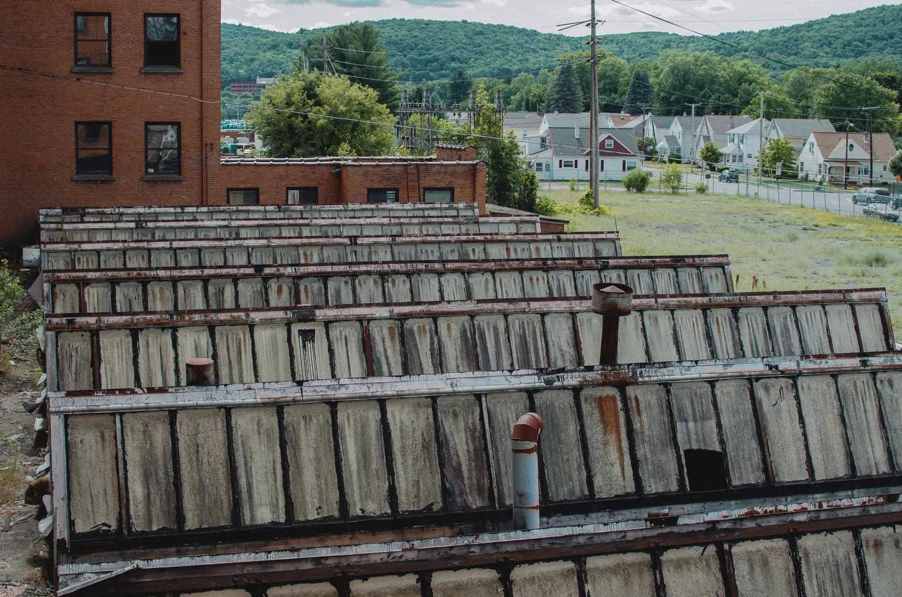 Saw-tooth roof profile of the Fair Play Factory with clerestory glazing
