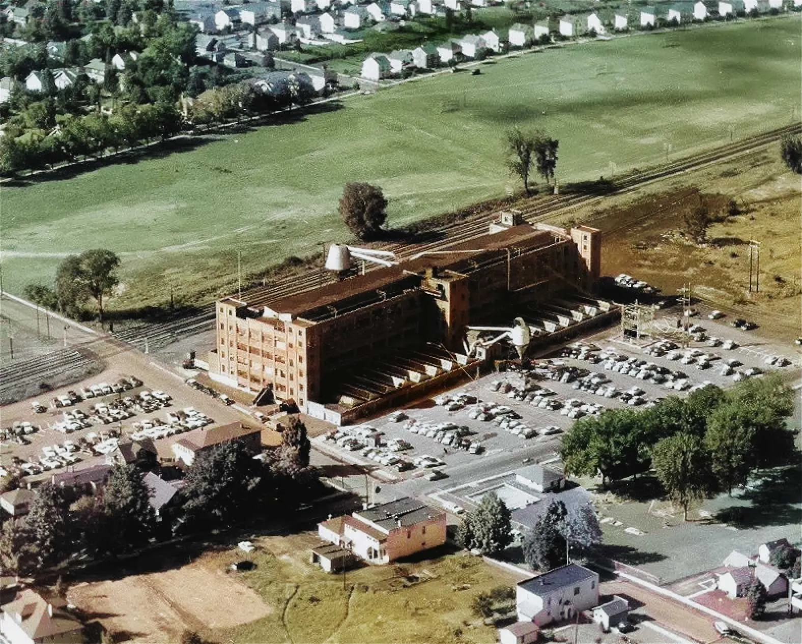 1950s era aerial photograph of the Fair Play Factory and surrounding Endicott-Johnson facilities