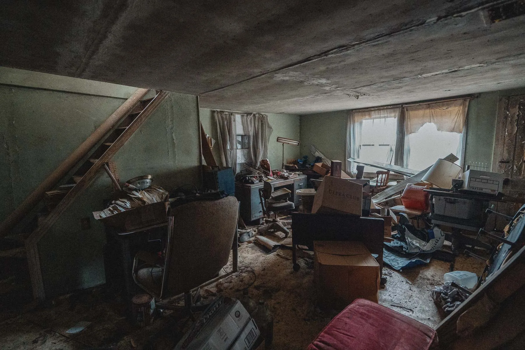 Living room and office space inside the Ransom House